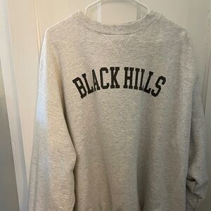 Champion Oversized Crewneck Sweatshirt BLACK HILLS South Dakota